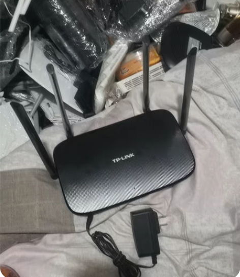 包邮Tp一LⅠNk路由器wDR5620千兆...