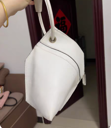 包邮手提包 感兴趣的话点“我想要”和我私聊...