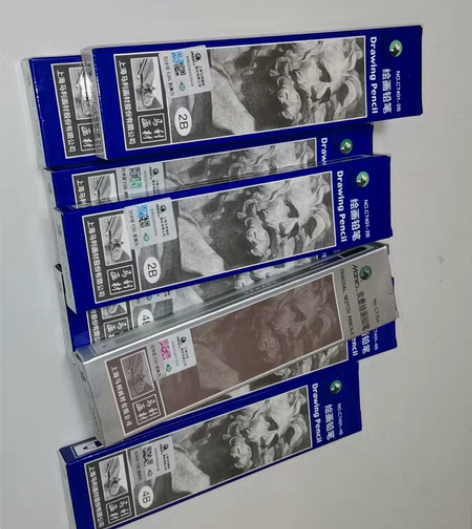 马利绘画铅笔，绝对正版，当年买多了，现在拿...