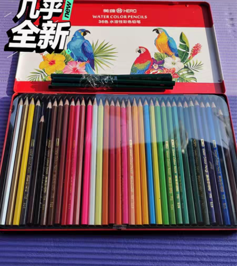 包邮英雄彩铅36色，买回只用了其中两支几次...