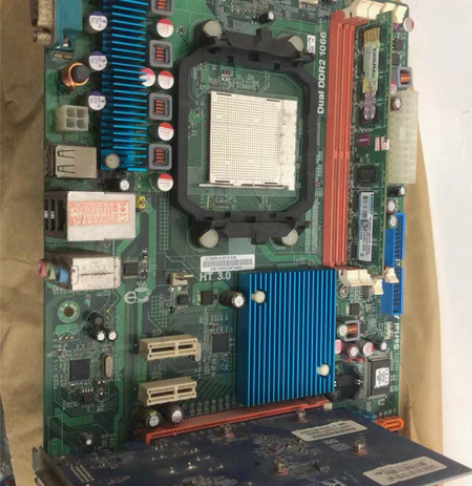 旧的电脑主板，加一个显卡，可以正常使用的。...