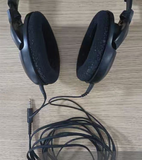 包邮《森海塞尔》HD180耳机，十年前购买...