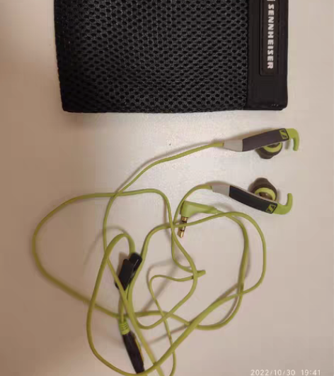 包邮运动耳机，耳机，运动降噪耳机 感兴趣的...