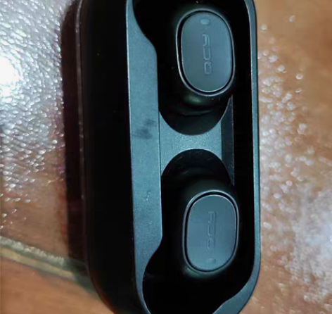 包邮QCY蓝牙无线耳机 50元 感兴趣的话...