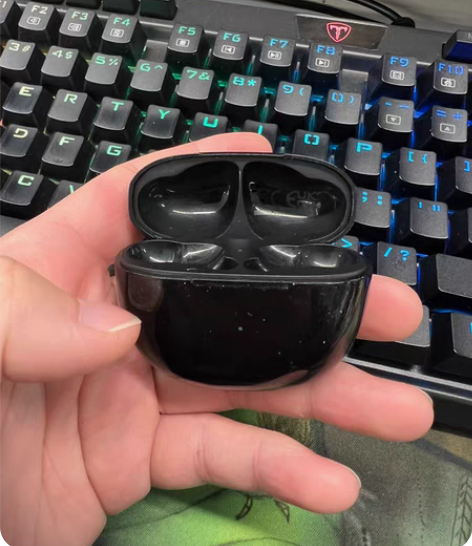 QCY HT03充电仓，40出售 感兴趣的...