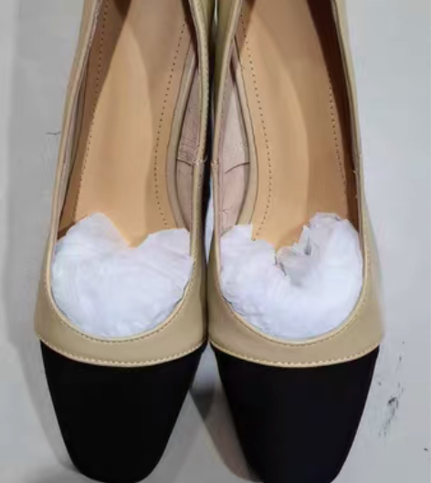 包邮37码，98新，低跟单鞋，跟高约5cm...