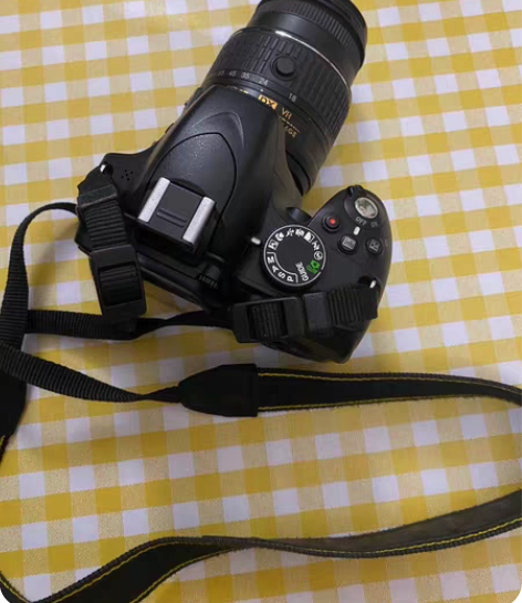 尼康翻转屏D5000单反套机 带18-55...