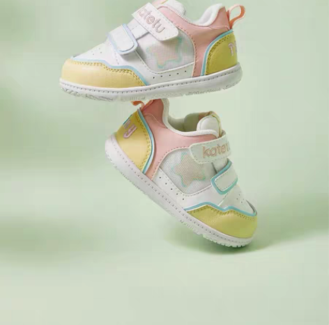 转卖卡特兔学步鞋女软底鞋休闲板鞋 小孩子长...