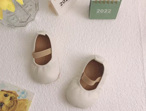 转卖日本代购婴儿软底鞋女宝宝鞋子不掉跟小皮...