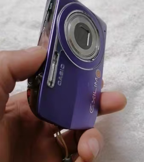 卡西欧Z2000相机 实物图片,好成色,功...