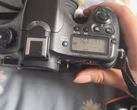 索尼a77m2。。适马10-20mm一代 ...