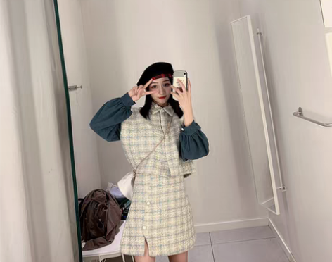 转卖2019初秋网红套装女新款小香风小个子...