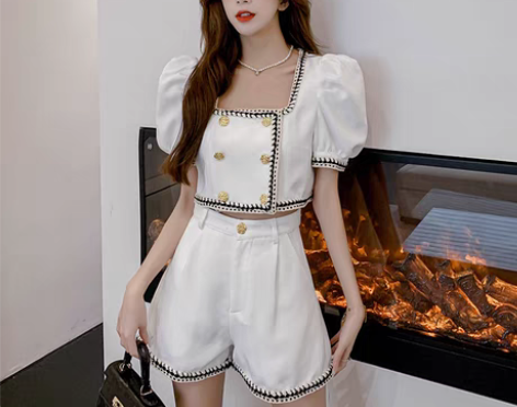 转卖夏时尚套装短袖西装小香风双排扣泡泡袖上...