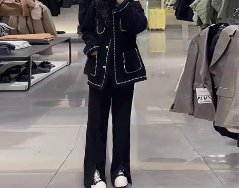 转卖胖mm大码秋冬遮肉显瘦套装小香风羊羔毛...