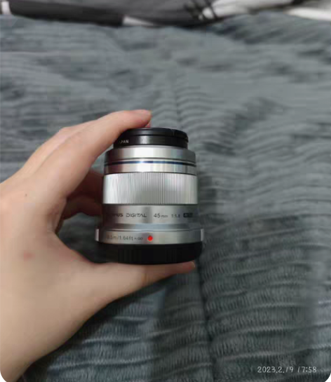 【m43】奥林巴斯45mm F1.8人像镜...