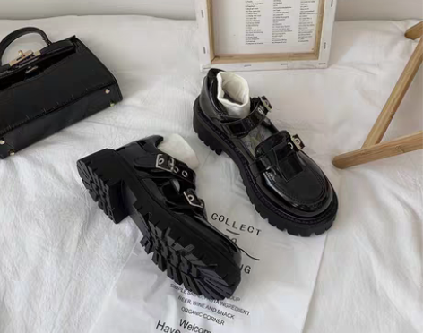 转卖英伦小皮鞋女2022秋冬加绒乐福鞋复古...