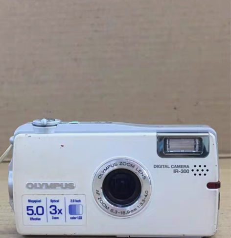 奥林巴斯iR300便携复古相机。功能全好，...