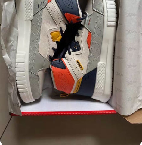 包邮特步男鞋一双，鞋码43，买了一次都没有...