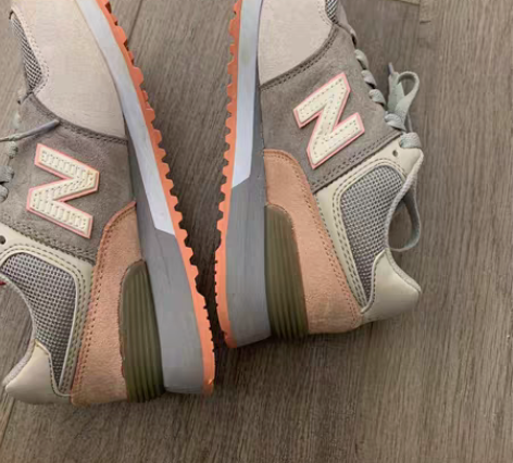 转卖正品NB女鞋豪新百伦斯凯休闲跑步鞋20...