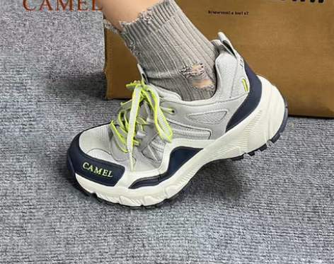 转卖骆驼户外小红书同款防滑登山鞋女越野跑运...