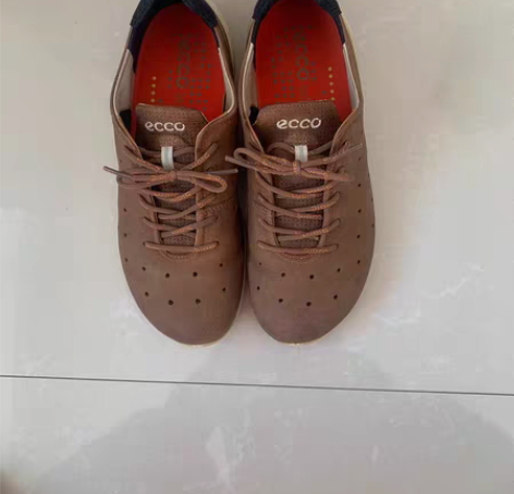 包邮卖二手爱步经典款男鞋40码一双产地 泰...