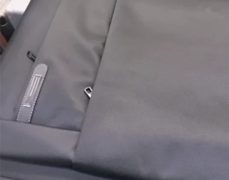 骏仕品牌拉杆箱经典拉链款式，二十多年实体店...