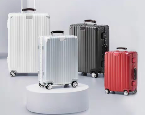 包邮全新28寸网易旅行箱铝框pc拉杆箱20...