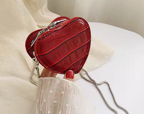 转卖天彩翼飞 女士包 感兴趣的话点“我想要...