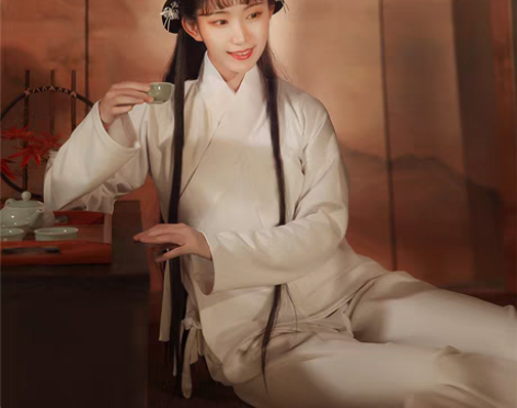 转卖九曲阑珊中衣原创白菜汉服女秋冬款新款内...