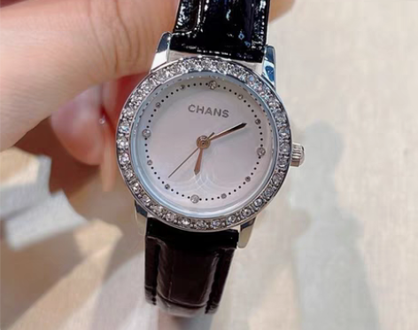 包邮扔了可惜，赔钱处理前男友送的女士手表，...