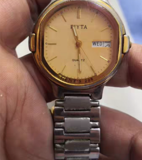 飞亚达208老石英手表 走时，不知道走的什...
