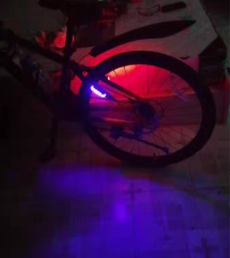 包邮之前上班因为路远，所以在实体店买了，后...