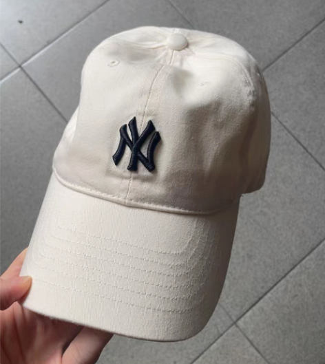 转卖MLB棒球帽子 韩国正品软顶小标复古街...