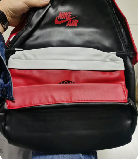 出售耐克乔丹红黑配色大飞翼篮球书包 朋友送...