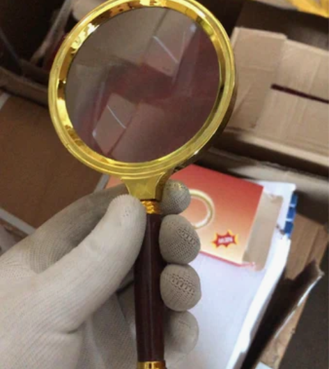 包邮好东西啊 高端土豪金放大镜看的清楚扩大...