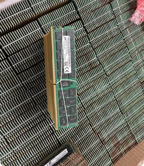 包邮镁光DDR4 16G 2133 2R*...