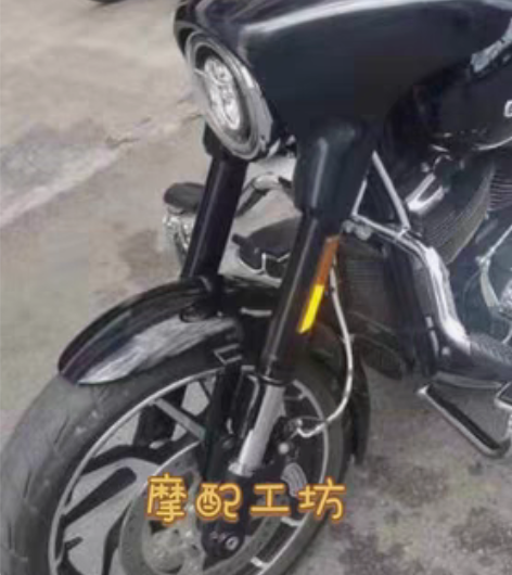 哈雷凌动滑翔改装加长前挡泥板 感兴趣的话点...