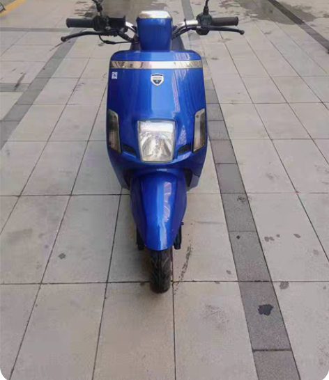 精品复古小踏板。迅龙牌125.99新。有手...