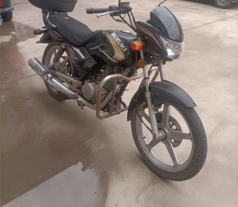 Suzuki/09年铃木GT125摩托车，...