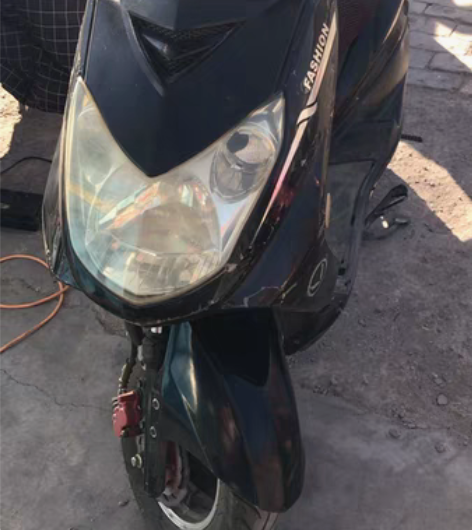 东力摩托车  125型摩托车 手续齐全 刚...