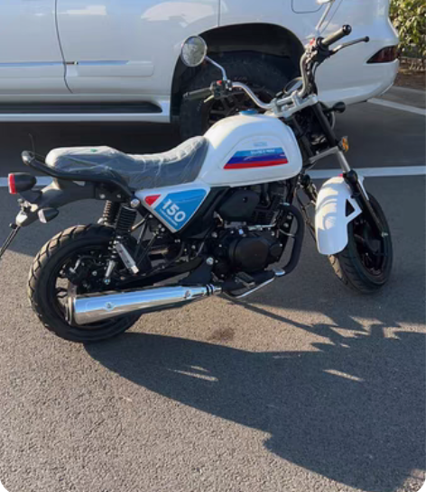 银钢迷你150摩托车，适合矮个子和女孩骑行...