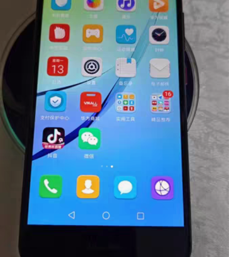 华为nova  4+64g原装机器，无拆无...