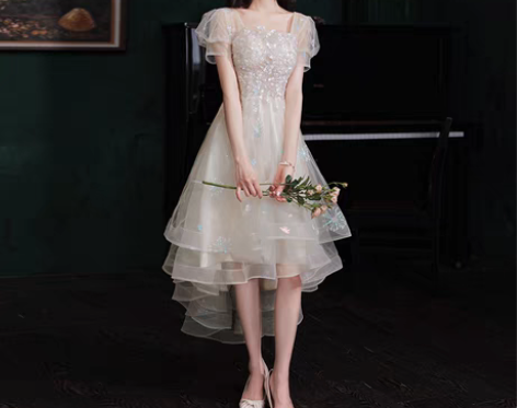 转卖高端仙气晚礼服女宴会名媛轻奢小众气质学...