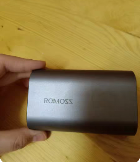 包邮罗马仕正品30000毫安充电宝，PD3...