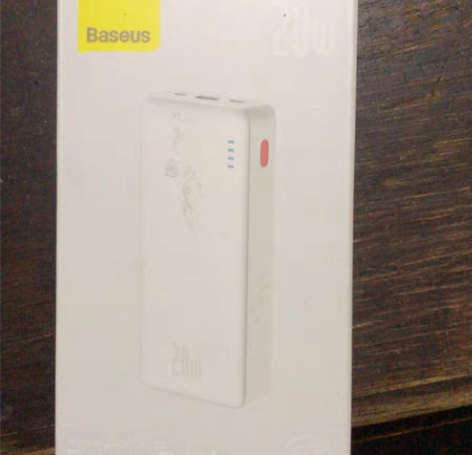 包邮全新倍思20000毫安充电宝 感兴趣的...