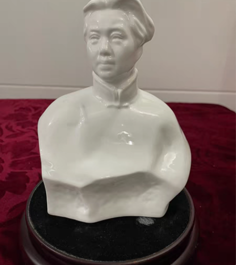 包邮醴陵风华正茂雕塑件，市场少见，平台仅见...