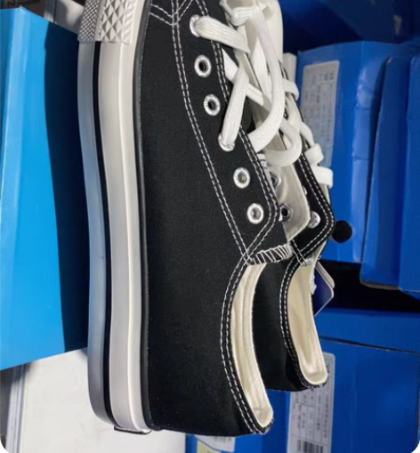 包邮回力黑色经典帆布鞋,只有39码,全新有...