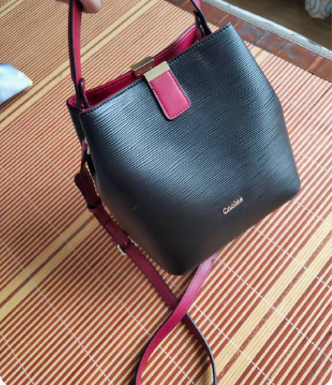 包邮蔻一小众设计撞色斜挎单肩包手提包 买来...