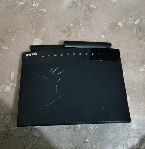Tenda/腾达 AC9 A1200M 1...