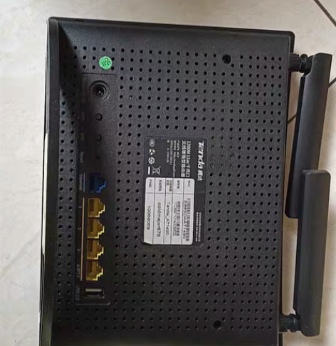 腾达1200M11ac千兆口无线增强型路由...
